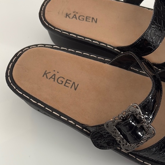 NWB- Kågen Black Croc-Embossed  Slip Resistant Slide Sandals (size 10) - Picture 9 of 12